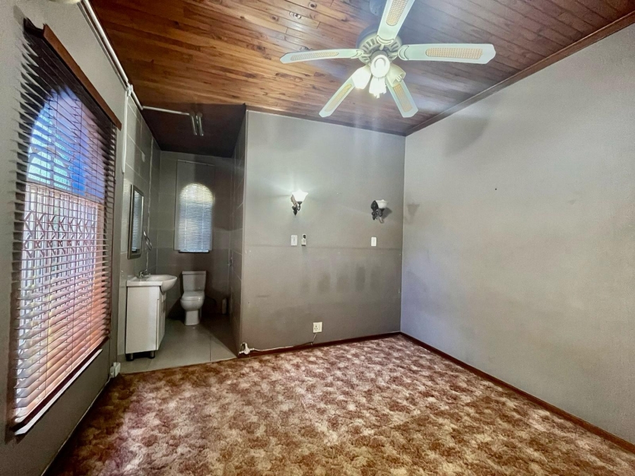 To Let 4 Bedroom Property for Rent in Protea Park North West